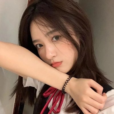 犹抱琵琶半遮面